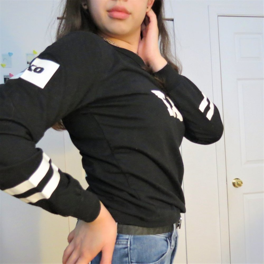 KPOP EXO merch crewneck sweatshirt